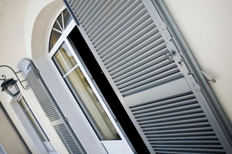 Quels &eacute;l&eacute;ments influencent le devis de volets &agrave; Aubi&egrave;re ?